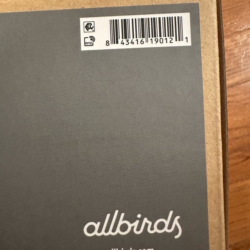 Allbirds Tree Runners in Mist - Picture 4 of 11